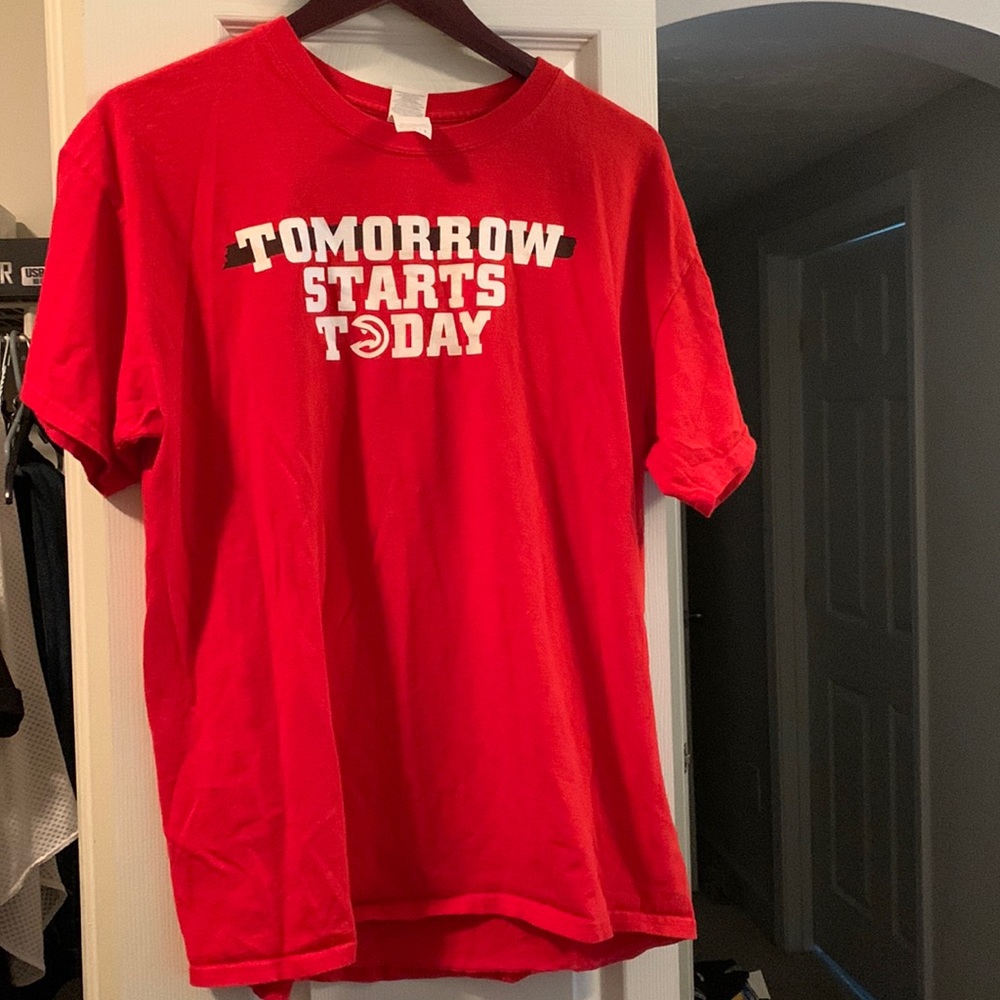 Atlanta Hawks tee from attending game